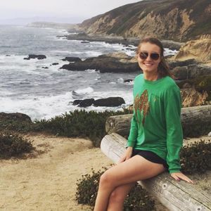 Meet your Posher, Claire